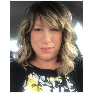 Meet your Posher, Cynthia